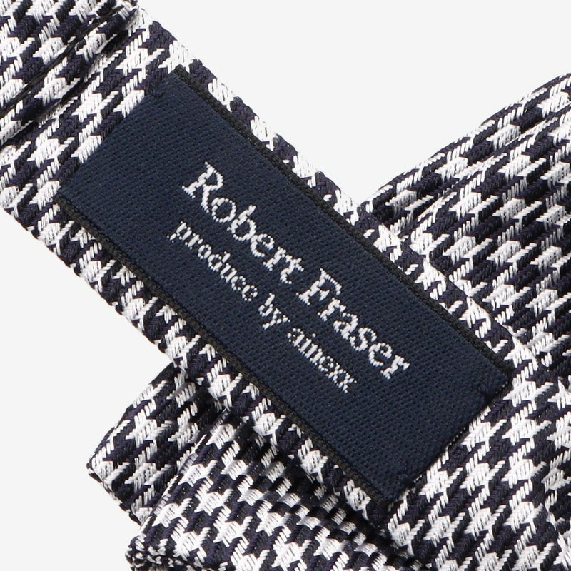 ロバートフレイザー　蝶ネクタイ　ハウンドトュース