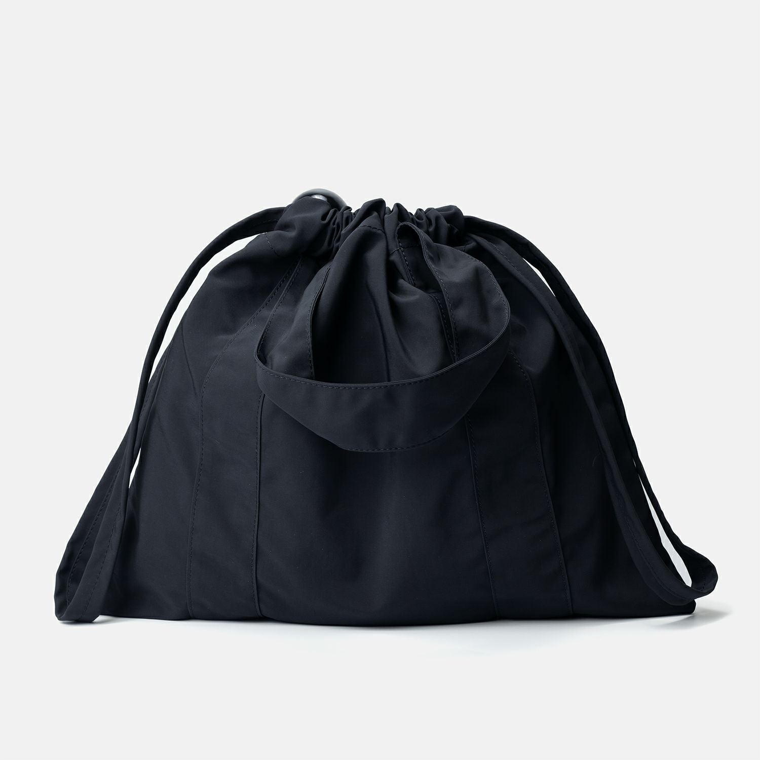 Ball Charm Satin Tote | AINEXX ONLINE（アイネックスオンライン）