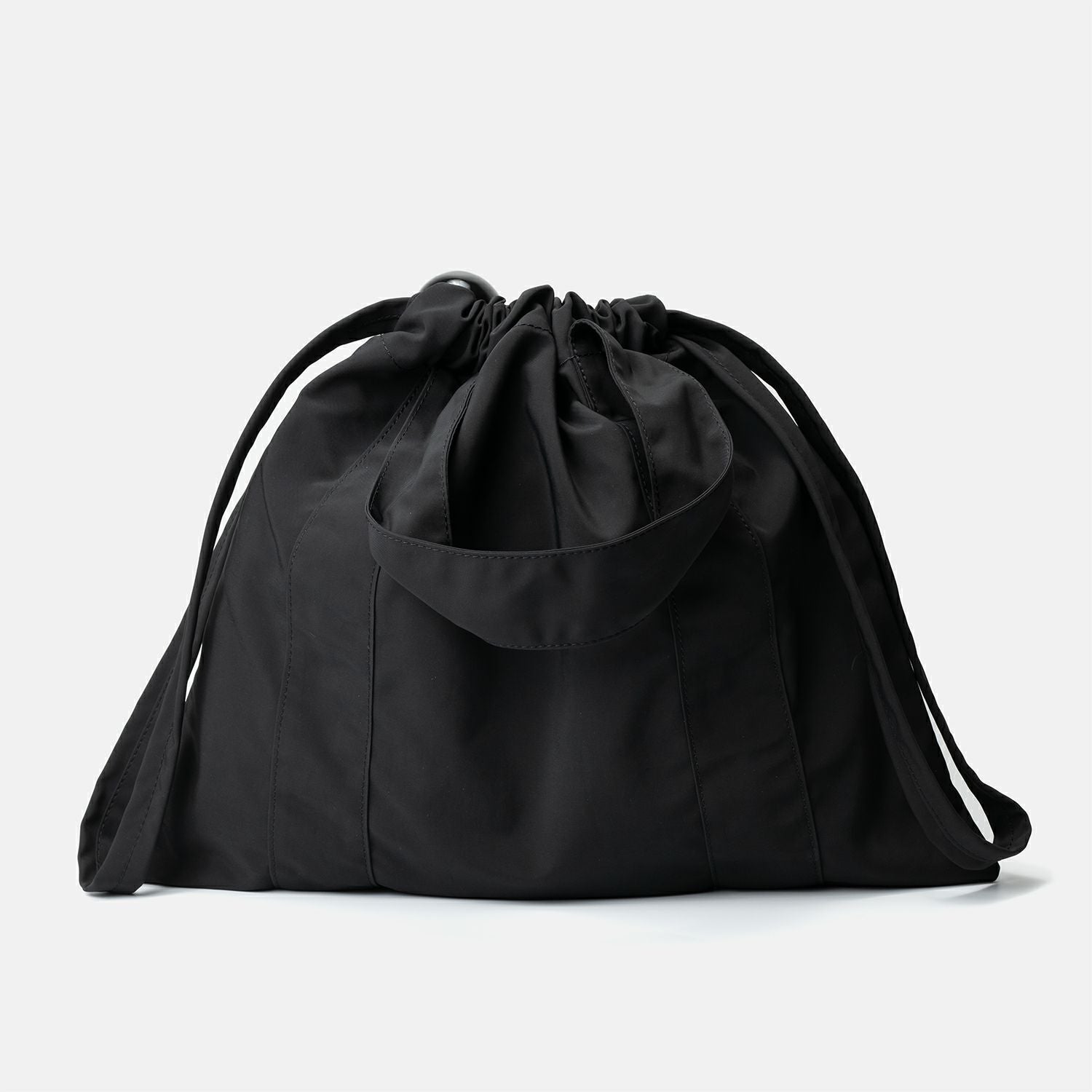Ball Charm Satin Tote | AINEXX ONLINE（アイネックスオンライン）