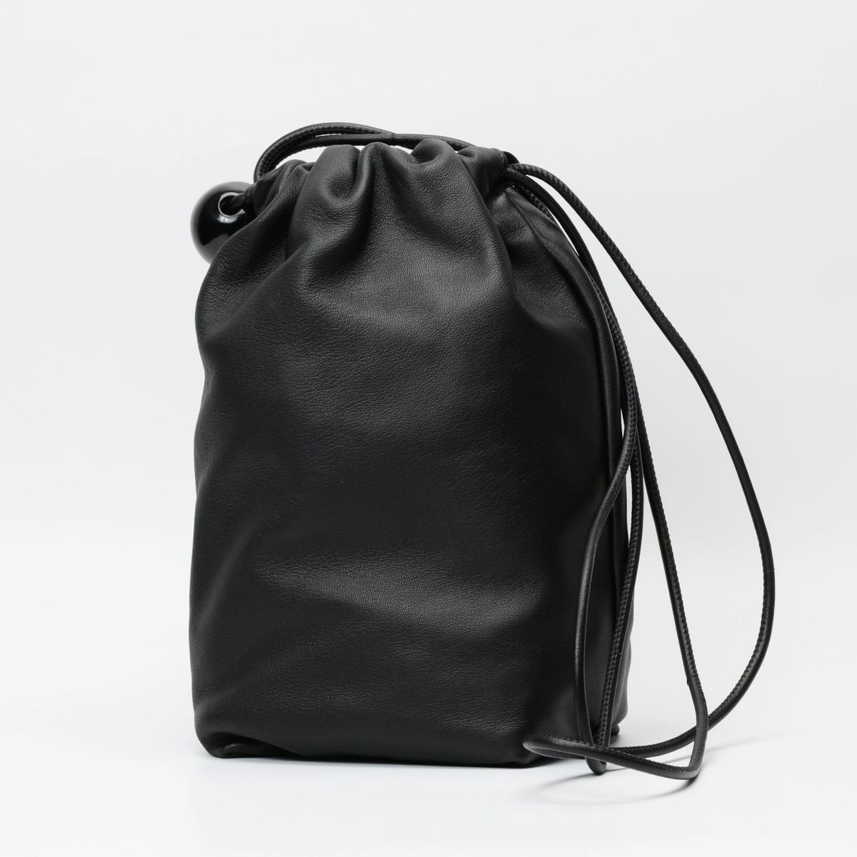 Ball Charm Satin Tote | AINEXX ONLINE（アイネックスオンライン）