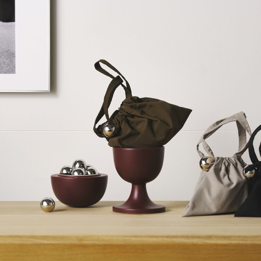 Bucket Baggage バッグ ブラック 本革 bucket baggageのハンドバッグ Puff Cube Small | 送料無料|BLACK